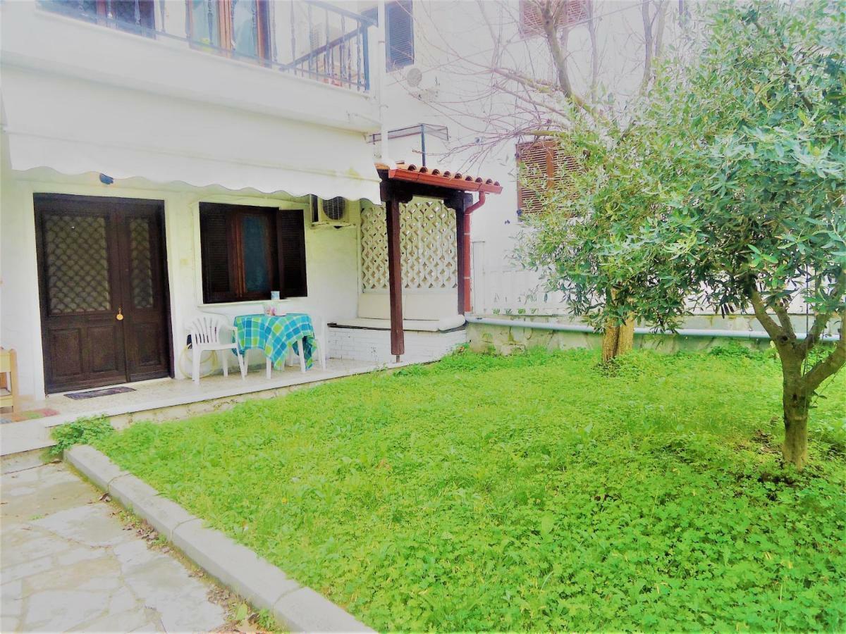 Hippocampus Beach House Полихроно Екстериор снимка